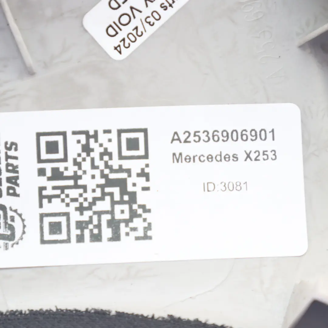 Osłona Słupka C Panel Wnętrza Lewy Czarny do Mercedes GLC X253 o numerze A2536906901 Mercedes GLC X253 Osłona Słupka C Panel Wnętrza Lewy Czarny - SKU A2536906901 - Numer Części A2536906901