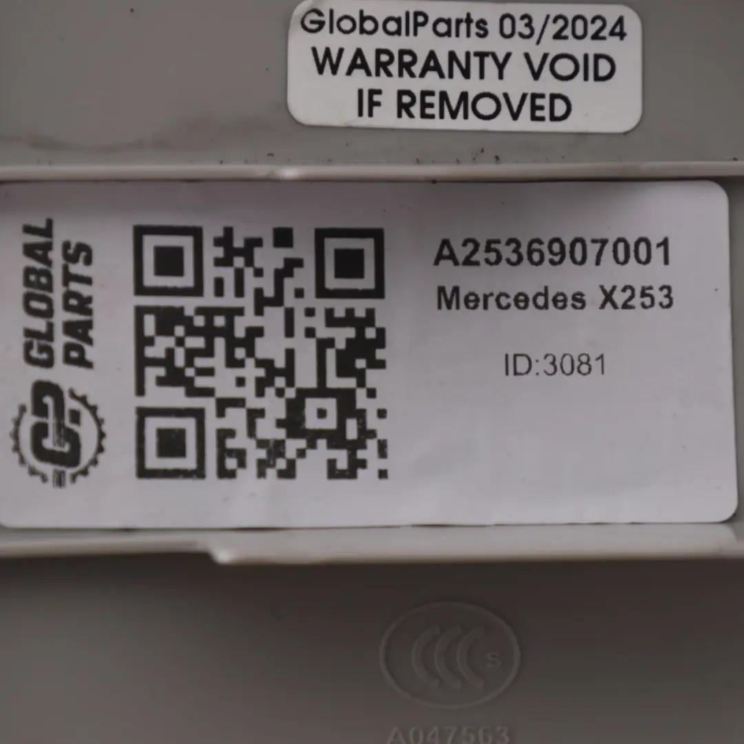 Tapa Pilar C Mercedes GLC X253 Columna Trasera C Trim Derecha Negro para con número de pieza A2536907001 Tapa Pilar C Mercedes GLC X253 Columna Trasera C Trim Derecha Negro - SKU A2536907001 - Número de pieza A2536907001