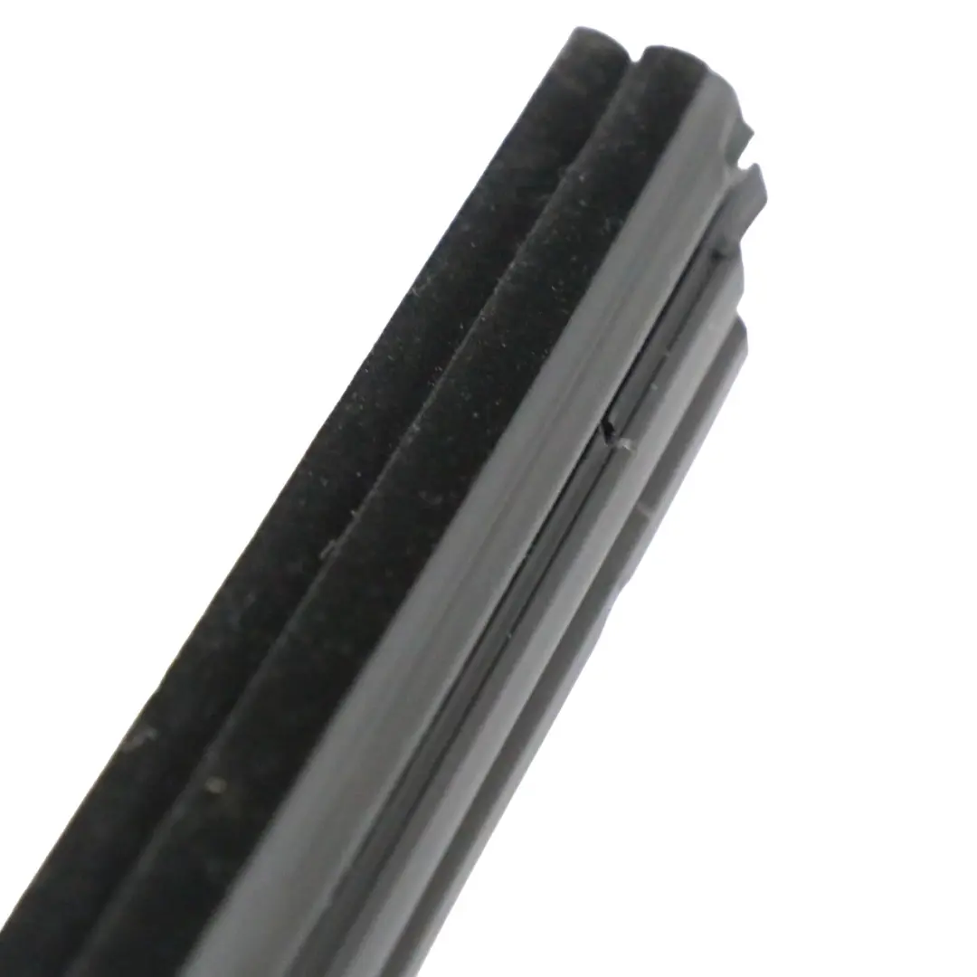 Fenster Innere Dichtungsleiste Vorne Links für Mercedes GLC X253 mit Teilenummer A2537252501 Mercedes GLC X253 Fenster Innere Dichtungsleiste Vorne Links - SKU A2537252501 - Teilenummer A2537252501