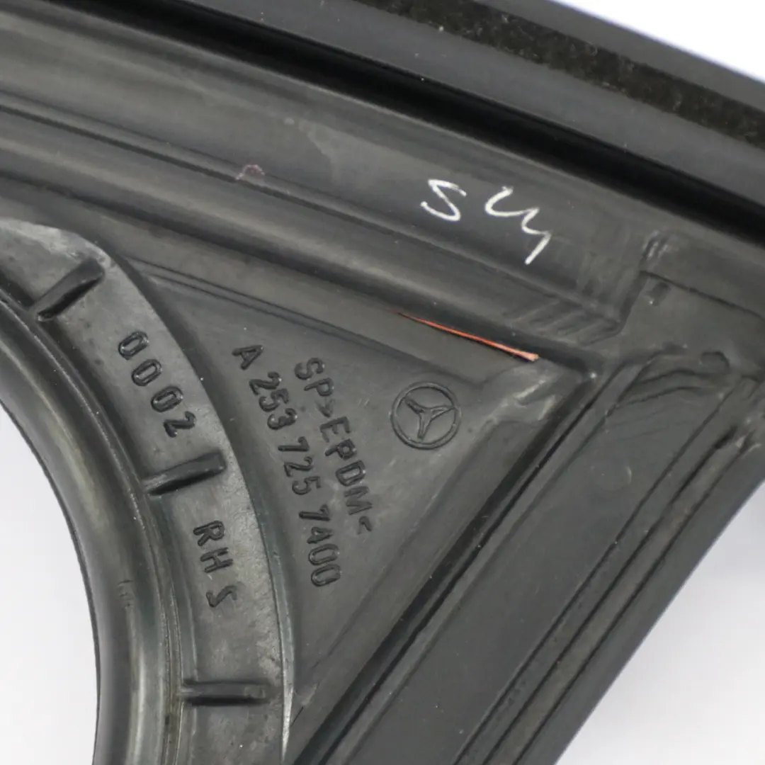 Window Guide Rail Mercedes GLC X253 Front Door Right Seal Frame to with Part number A2537257400 Window Guide Rail Mercedes GLC X253 Front Door Right Seal Frame - SKU A2537257400 - Part number A2537257400