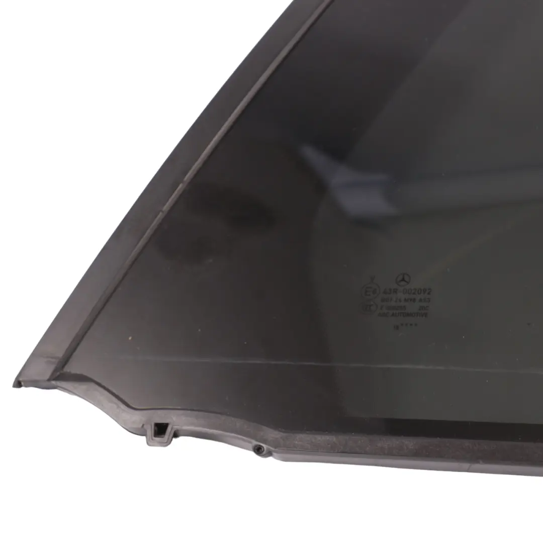 Window Glass Door Rear Right O/S Quarter Black AS3 to Mercedes GLC X253 with Part number A2537300400 Mercedes GLC X253 Window Glass Door Rear Right O/S Quarter Black AS3 - SKU A2537300400 - Part number A2537300400