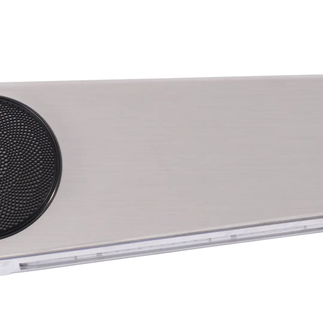 Embellecedor Puerta Trasera Derecha Cubre Altavoz para Mercedes C253 con número de pieza A2537301001 Mercedes C253 Embellecedor Puerta Trasera Derecha Cubre Altavoz - SKU A2537301001 - Número de pieza A2537301001