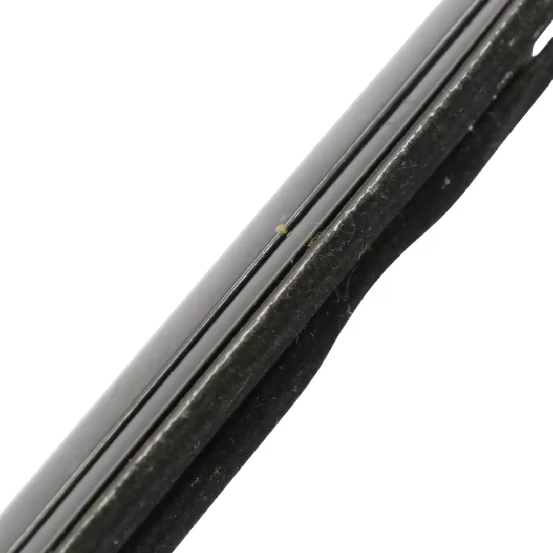  Joint Rail Mercedes GLC X253 Porte Arrière Fenêtre Extérieure Gauche - SKU A2537304501 - Numéro de pièce A2537304501