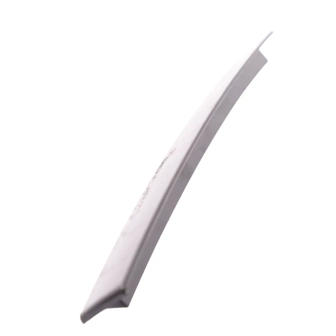 Coperchio telaio finestrino posteriore sinistro per Mercedes C253 con numero di parte A2537308100 Mercedes C253 Coperchio telaio finestrino posteriore sinistro - SKU A2537308100 - Numero di parte A2537308100
