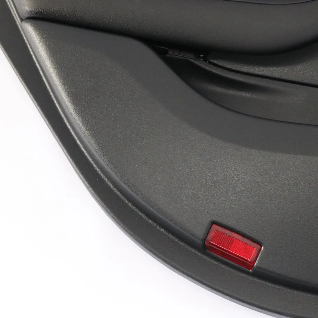 Mercedes W246 Door Card Trim posteriore sinistro Coperchio Nero - SKU A2537308302 - Numero di parte A2537308302