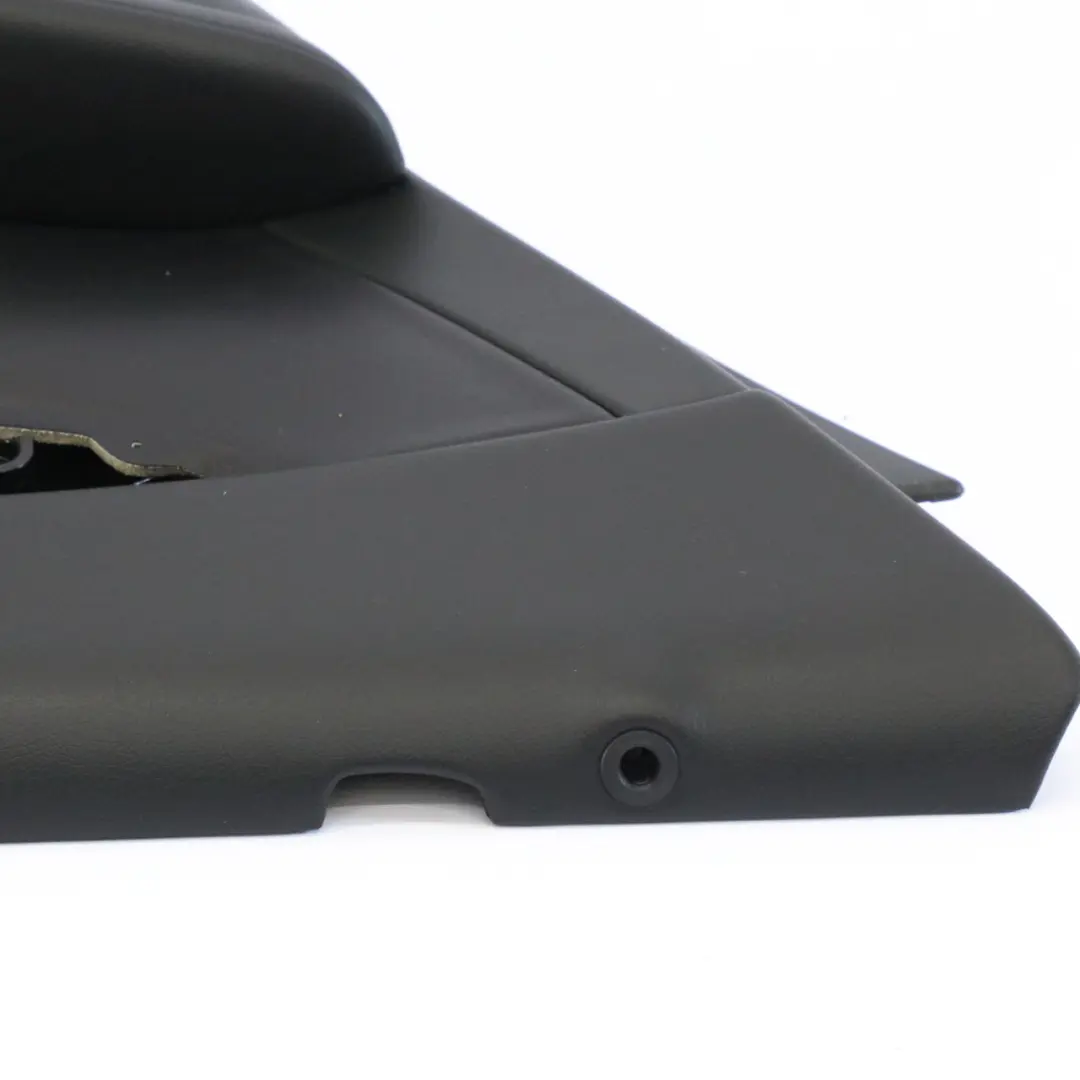 Mercedes W246 Door Card Trim posteriore sinistro Coperchio Nero - SKU A2537308302 - Numero di parte A2537308302