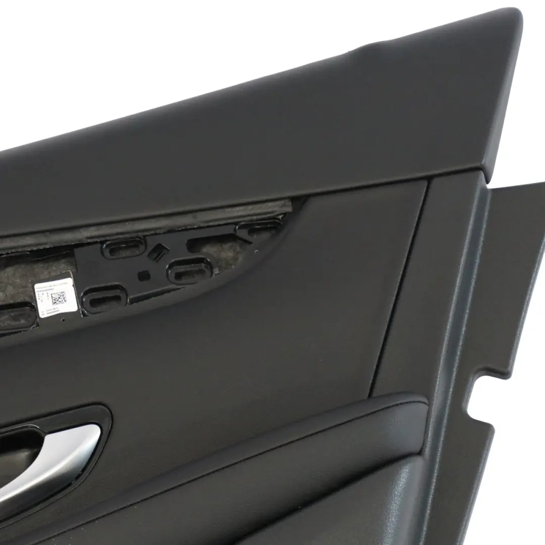 Panneau de carte de porte arrière droite noir pour Mercedes X253 à propos du numéro de pièce A2537308402 Mercedes X253 Panneau de carte de porte arrière droite noir - SKU A2537308402 - Numéro de pièce A2537308402