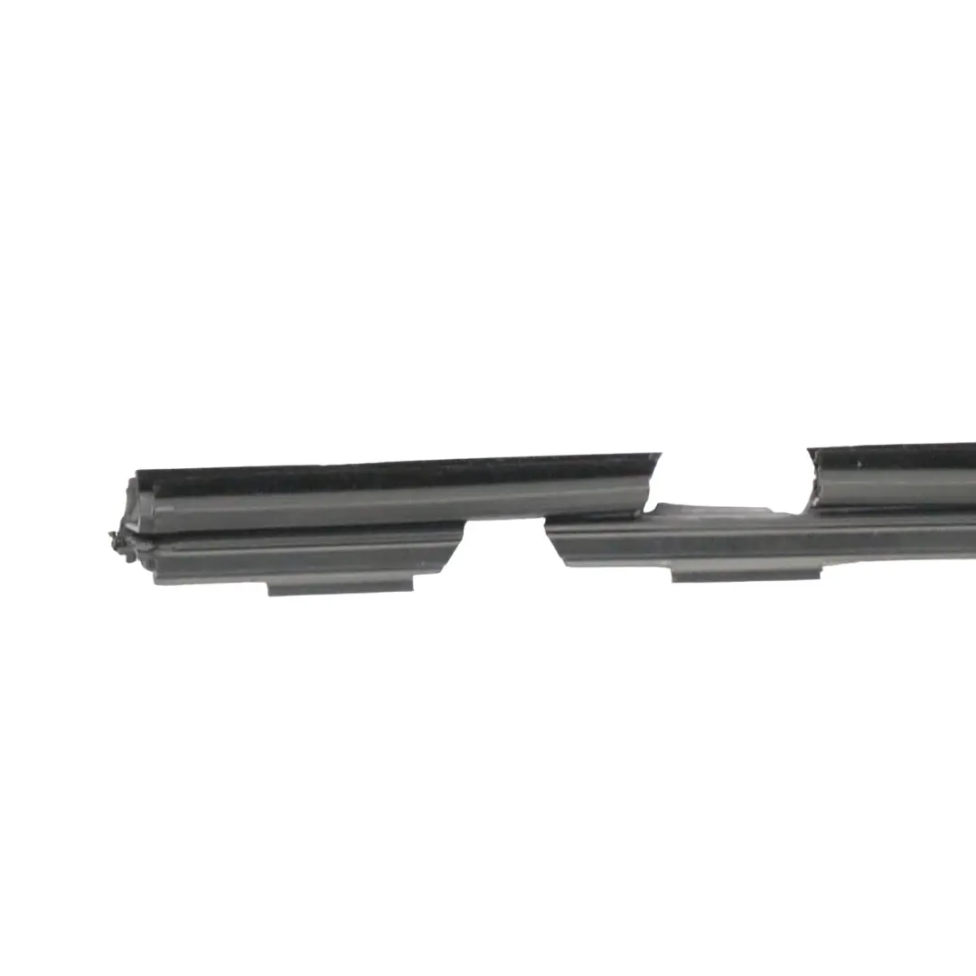  Joint Rail Mercedes GLC X253 Porte Arrière Fenêtre Intérieure Gauche - SKU A2537350101 - Numéro de pièce A2537350101
