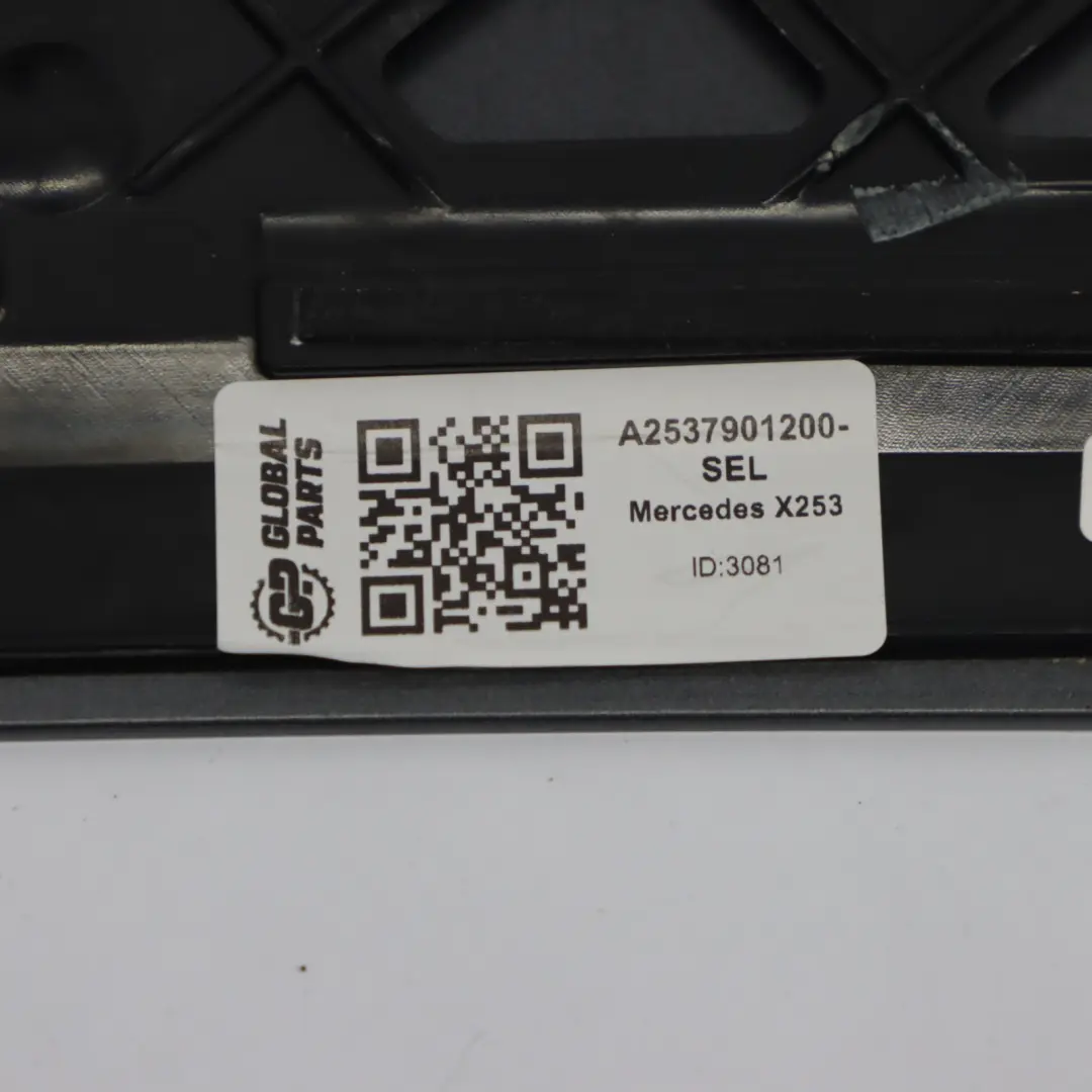 Spoiler posteriore Portellone posteriore Coperchio Selenite Grey per Mercedes X253 con numero di parte A2537901200 Mercedes X253 Spoiler posteriore Portellone posteriore Coperchio Selenite Grey - SKU A2537901200-SEL - Numero di parte A2537901200