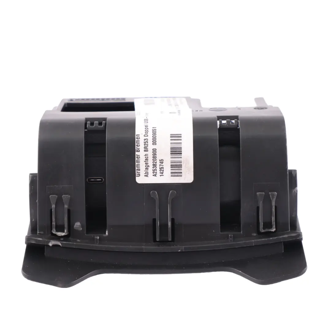 Prise Plateau Rangement De La Console Centrale Arrière pour Mercedes C253 à propos du numéro de pièce A2538208900 Mercedes C253 Prise Plateau Rangement De La Console Centrale Arrière - SKU A2538208900 - Numéro de pièce A2538208900