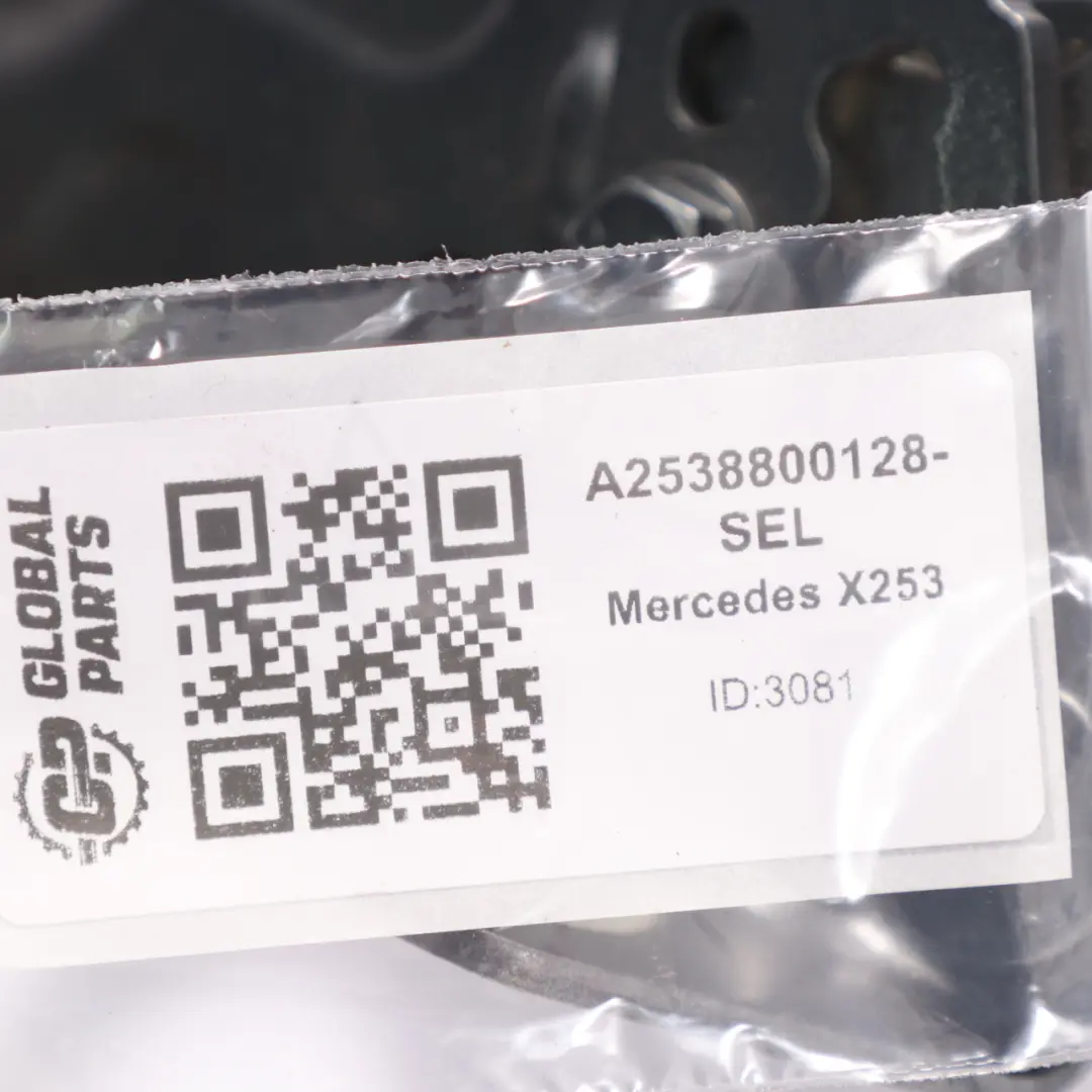 Capó Bisagra Izquierda Gris Selenita - 992 para Mercedes GLC X253 con número de pieza A2538800128 Mercedes GLC X253 Capó Bisagra Izquierda Gris Selenita - 992 - SKU A2538800128-SEL - Número de pieza A2538800128