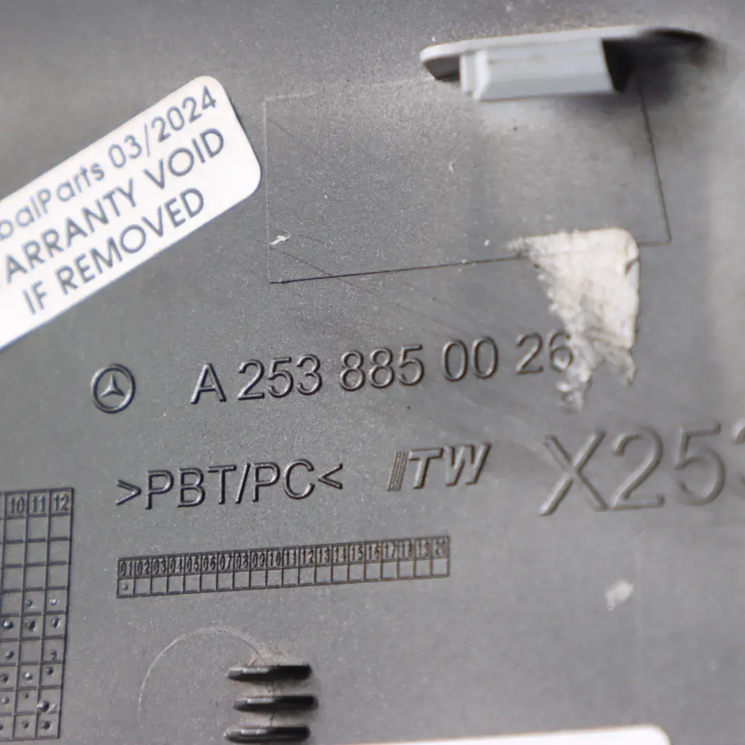 Trappe à combustible Mercedes X253 Cache pare-chocs arrière pour Hybrid à propos du numéro de pièce A2538850026 Hybrid Trappe à combustible Mercedes X253 Cache pare-chocs arrière - SKU A2538850026-OB - Numéro de pièce A2538850026