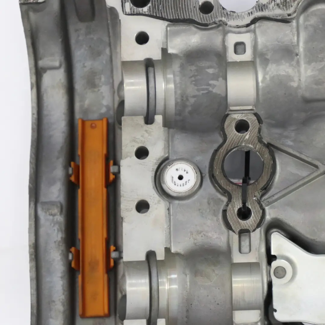 Cache soupape Mercedes X117 CLA 250 Essence M270 Couvre culasse pour à propos du numéro de pièce A2700100103 Cache soupape Mercedes X117 CLA 250 Essence M270 Couvre culasse - SKU A2700100103-1 - Numéro de pièce A2700100103