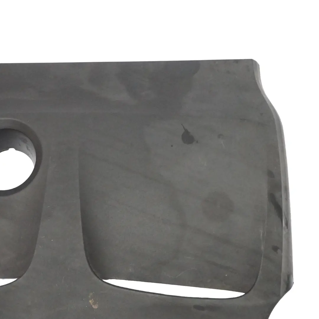 Coperchio motore Mercedes C117 W176 Benzina OM270 Isolamento motore per con numero di parte A2700102801 Coperchio motore Mercedes C117 W176 Benzina OM270 Isolamento motore - SKU A2700102801 - Numero di parte A2700102801