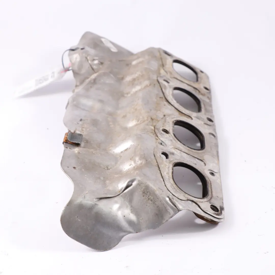 M270 Auspuff krümmer Platte Dichtung Abdeckung für Mercedes W176 W246 mit Teilenummer A2701420480 Mercedes W176 W246 M270 Auspuff krümmer Platte Dichtung Abdeckung - SKU A2701420480 - Teilenummer A2701420480