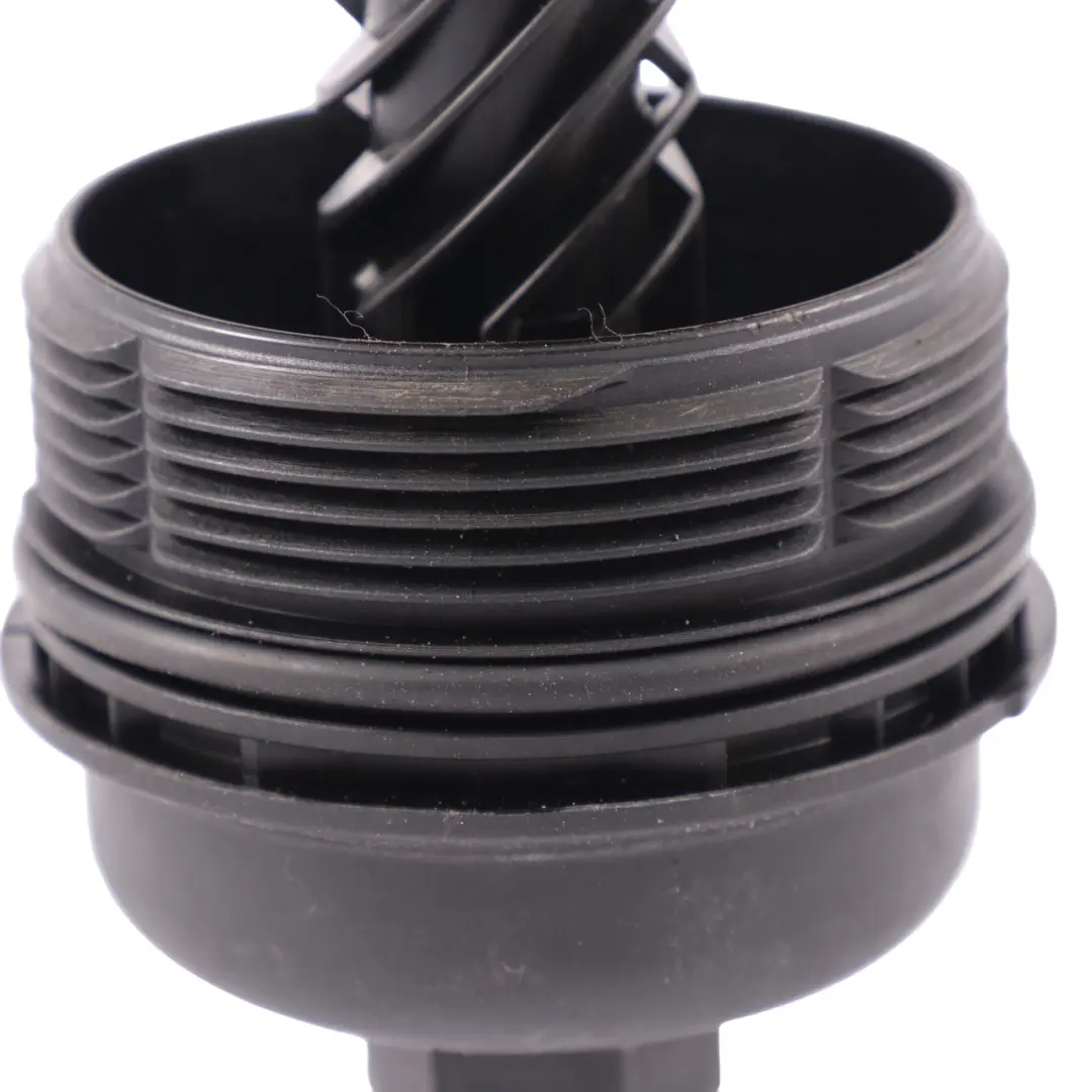 Tapa del filtro de aceite Mercedes CLA X117 Gasolina M270 Tapa para con número de pieza A2701800400 Tapa del filtro de aceite Mercedes CLA X117 Gasolina M270 Tapa - SKU A2701800400 - Número de pieza A2701800400