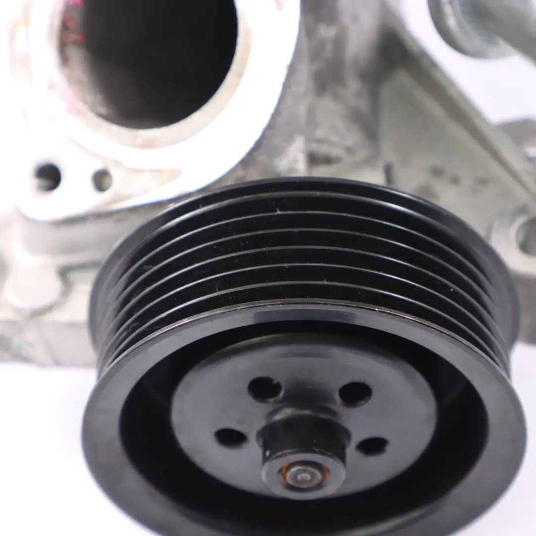 M270 Benzin motor Wasser Kühlmittel pumpe für Mercedes W176 W246 mit Teilenummer A2702000600 Mercedes W176 W246 M270 Benzin motor Wasser Kühlmittel pumpe - SKU A2702000600 - Teilenummer A2702000600