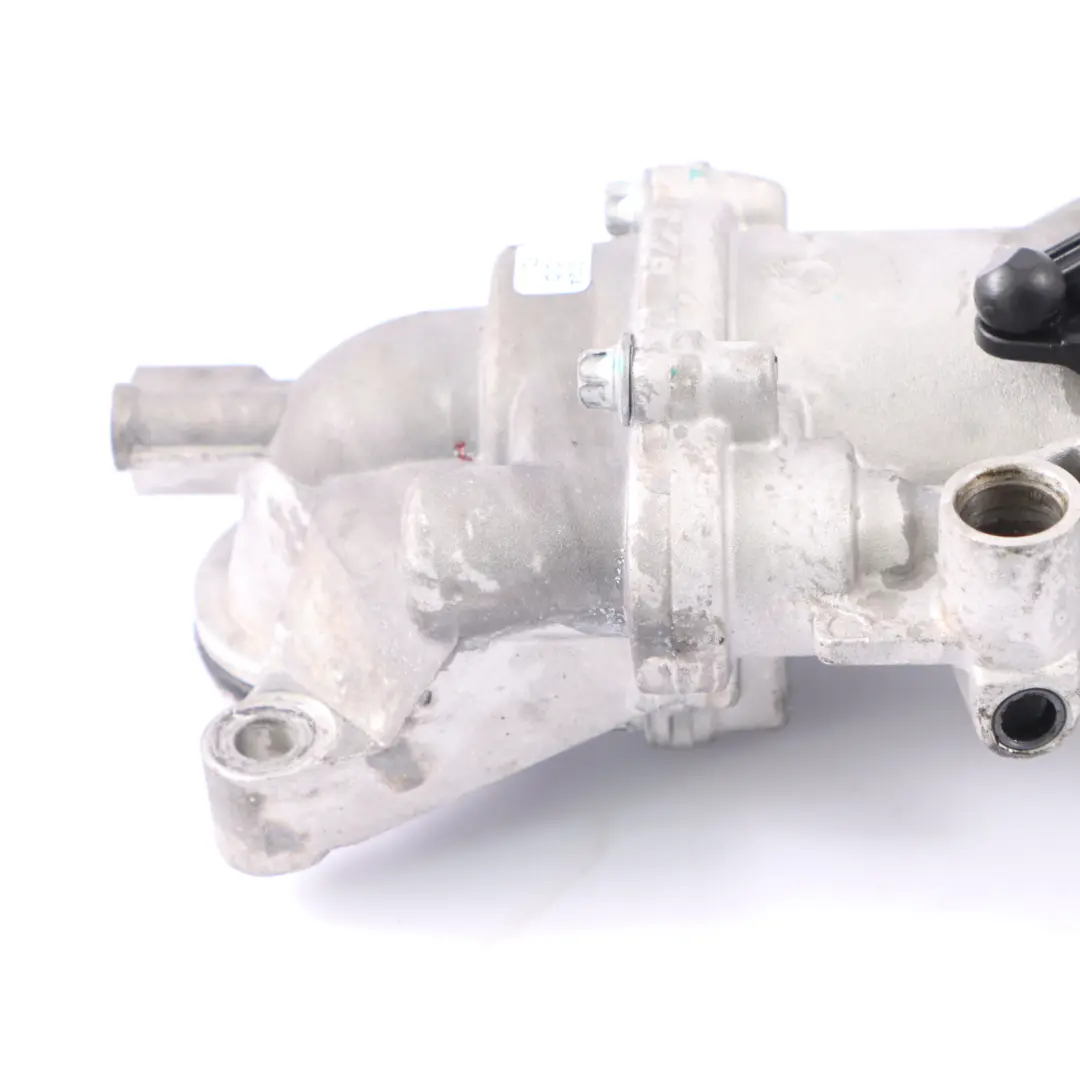 M270 Motor de gasolina Bomba de agua refrigerante para Mercedes W176 W246 con número de pieza A2702000600 Mercedes W176 W246 M270 Motor de gasolina Bomba de agua refrigerante - SKU A2702000600 - Número de pieza A2702000600