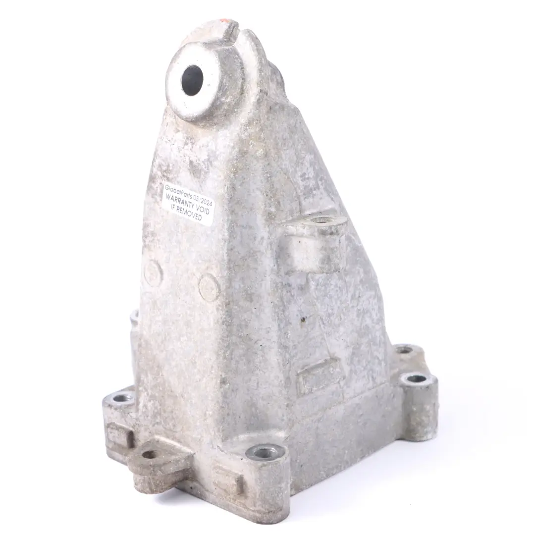 Carrier Mercedes R172 Petrol M271 Left Engine Bracket to Engine with Part number A2712232404 Engine Carrier Mercedes R172 Petrol M271 Left Engine Bracket - SKU A2712232404 - Part number A2712232404