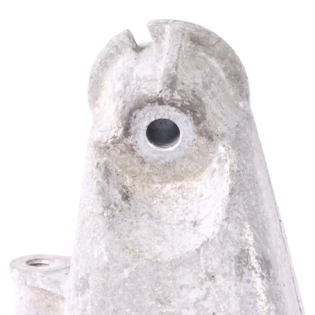 Carrier Mercedes R172 Petrol M271 Left Engine Bracket to Engine with Part number A2712232404 Engine Carrier Mercedes R172 Petrol M271 Left Engine Bracket - SKU A2712232404 - Part number A2712232404