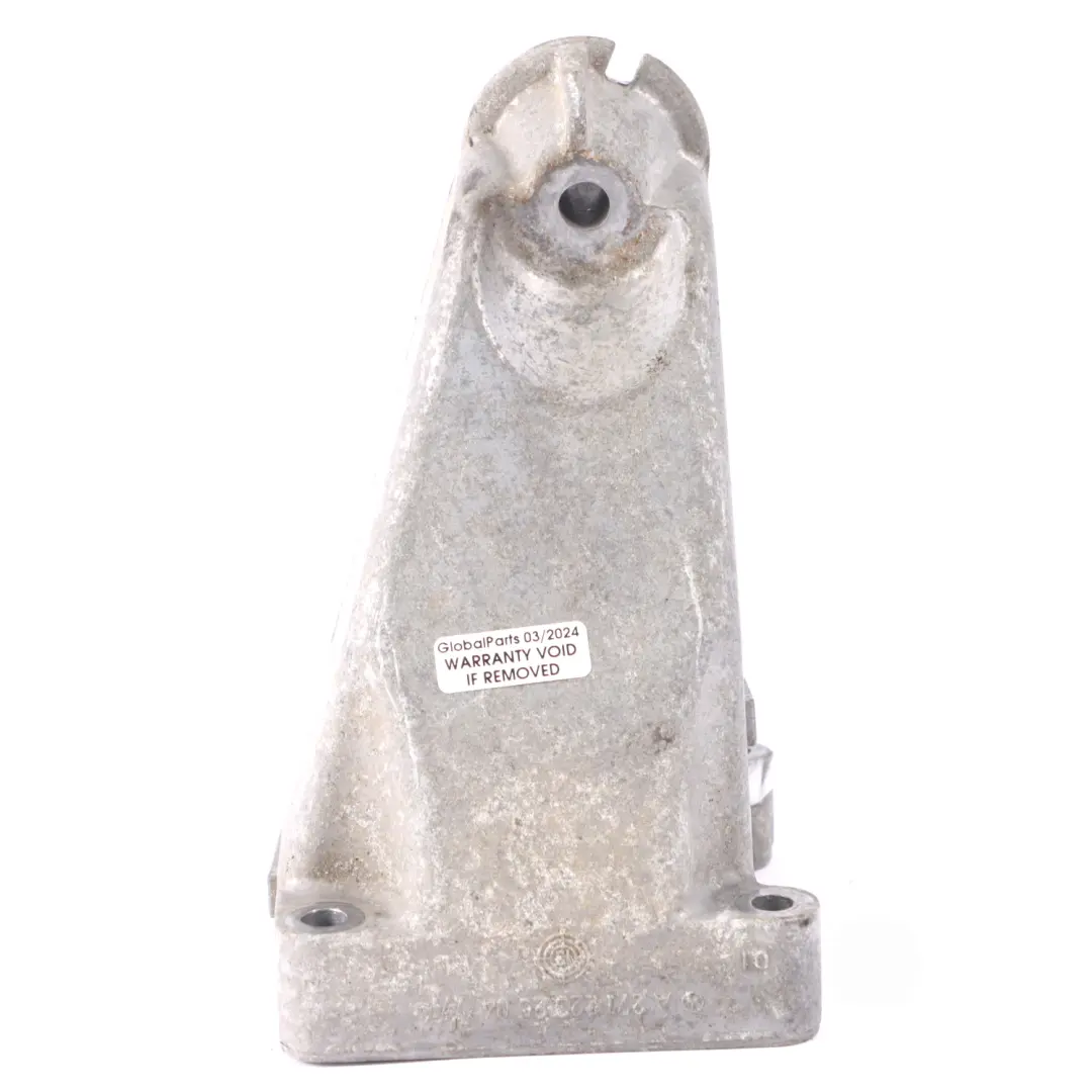 Mercedes R172 Benzyna M271 Prawy Wspornik Łapa Silnika - SKU A2712232504 - Numer Części A2712232504