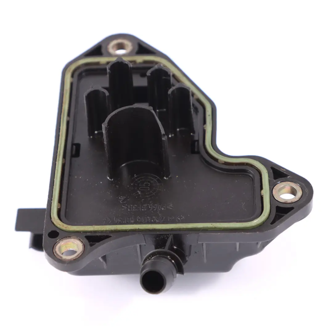 Benzina OM272 Manovella Sfiato Separatore Olio per Mercedes SLK R171 con numero di parte A2720160034 Mercedes SLK R171 Benzina OM272 Manovella Sfiato Separatore Olio - SKU A2720160034 - Numero di parte A2720160034