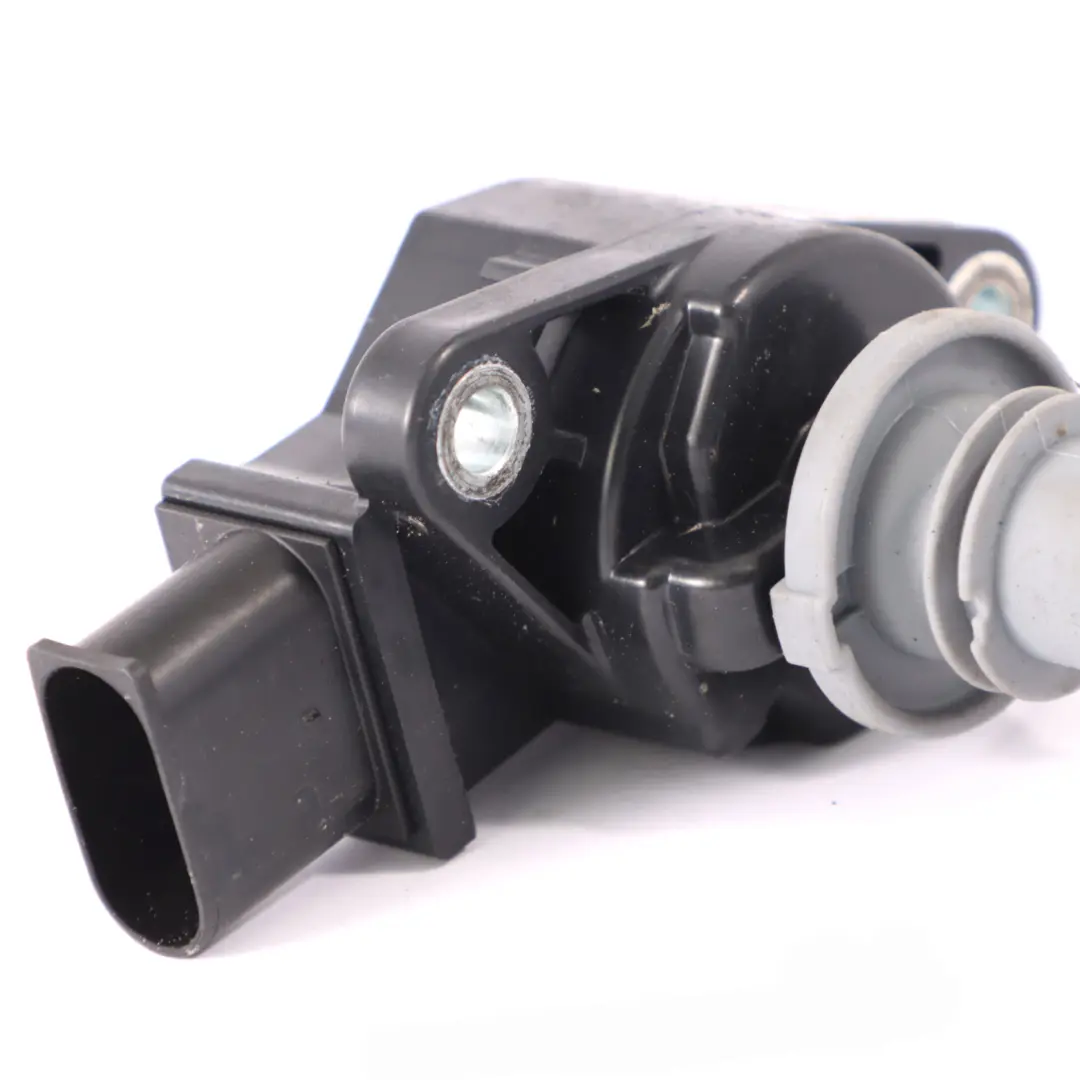 Bobina di accensione Mercedes W211 W221 Motore a benzina M272 M273 per con numero di parte A2729060060 Bobina di accensione Mercedes W211 W221 Motore a benzina M272 M273 - SKU A2729060060-1 - Numero di parte A2729060060