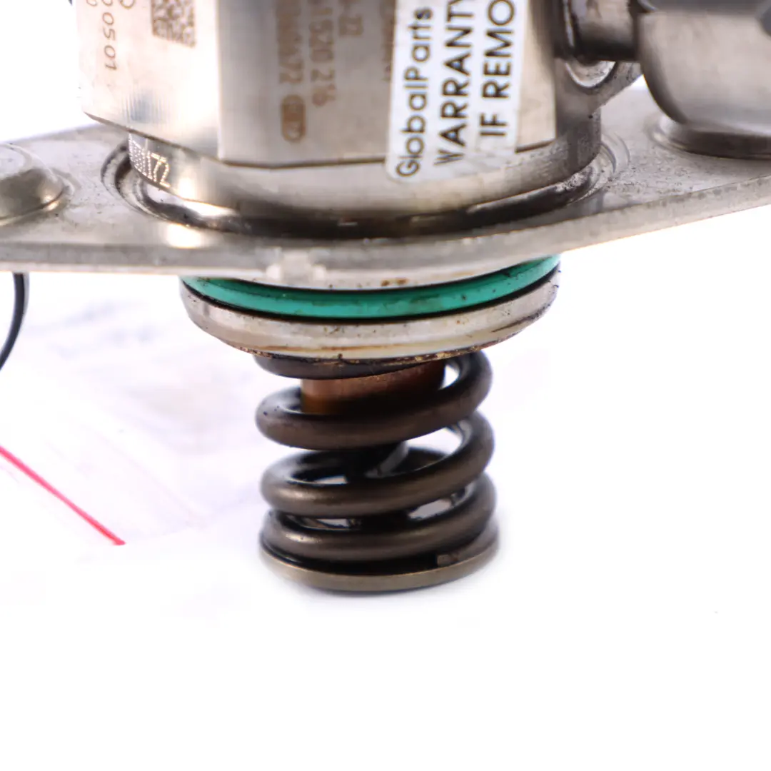 Pompa benzina alta pressione per Mercedes W204 W205 W212 W213 C207 con numero di parte A2740700501 Mercedes W204 W205 W212 W213 C207 Pompa benzina alta pressione - SKU A2740700501 - Numero di parte A2740700501