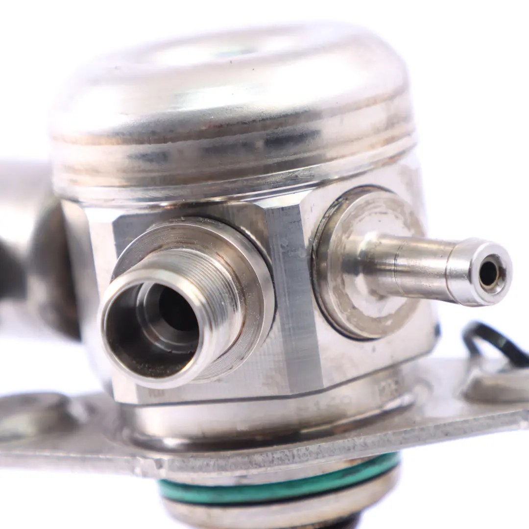 Pompe à essence haute pression pour Mercedes W204 W205 W212 W213 C207 à propos du numéro de pièce A2740700501 Mercedes W204 W205 W212 W213 C207 Pompe à essence haute pression - SKU A2740700501 - Numéro de pièce A2740700501