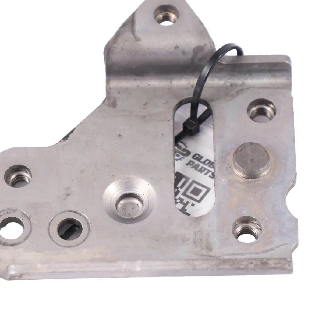 Mercedes W213 Hitzeschild Motorhalterung A1712410334 - SKU A2760701640 - Teilenummer A2760701640