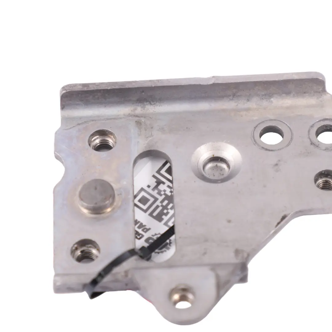 Mercedes W213 Uchwyt Mocowanie Osłony Termicznej Silnika A1712410334 - SKU A2760701640 - Numer Części A2760701640