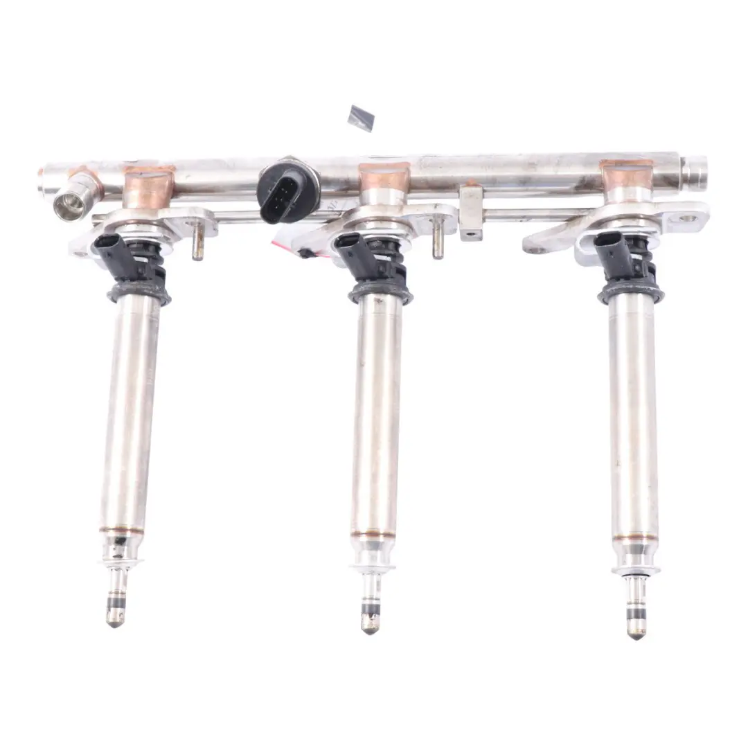 Benzina Iniettore Iniezione Rail Linea per Mercedes W205 W213 43 AMG con numero di parte A2760781245 Mercedes W205 W213 43 AMG Benzina Iniettore Iniezione Rail Linea - SKU A2760781245 - Numero di parte A2760781245