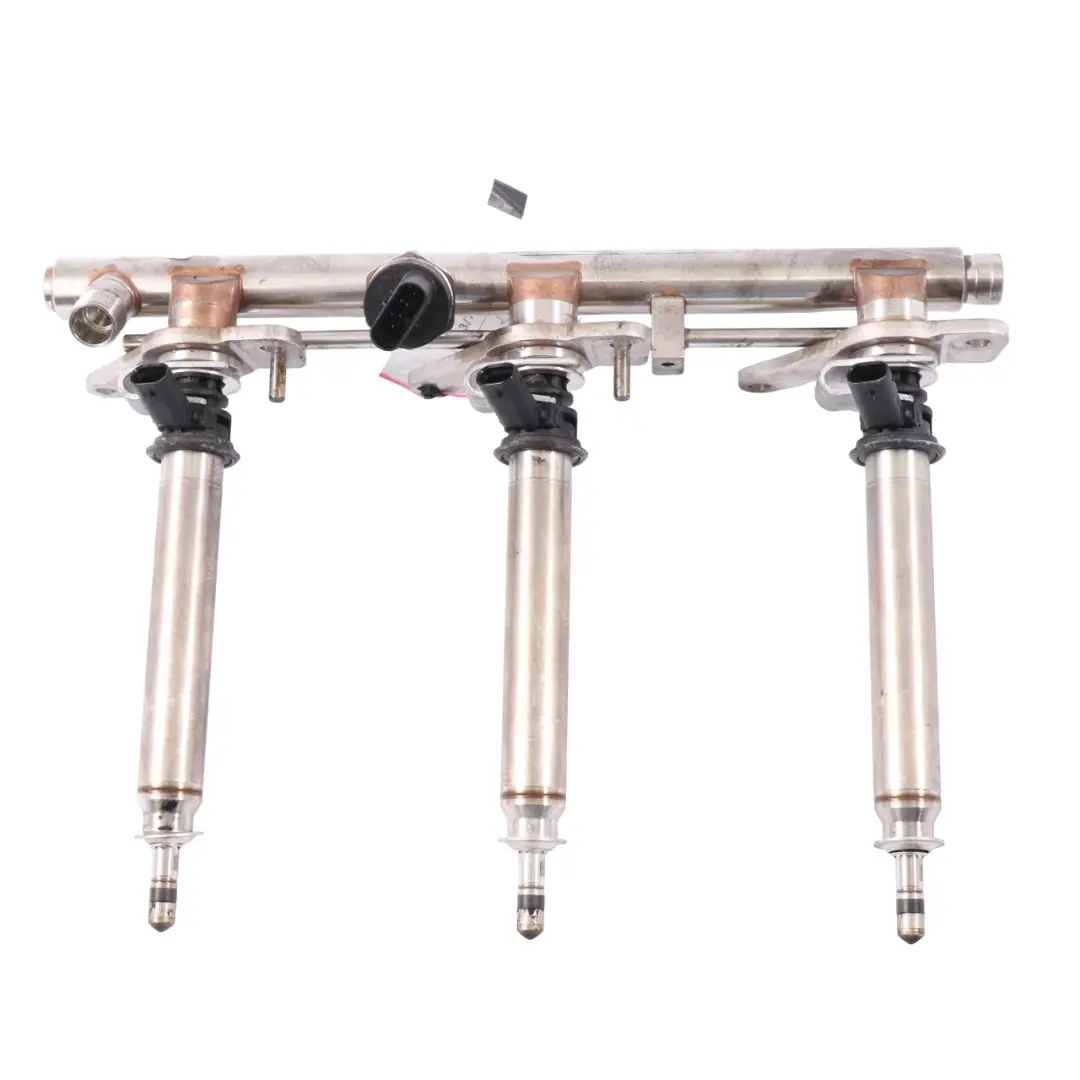 Mercedes W205 W213 43 AMG Benzina Iniettore Iniezione Rail Linea - SKU A2760781245 - Numero di parte A2760781245