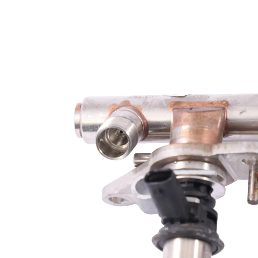 Mercedes W205 W213 43 AMG Gasolina Inyector Inyección Rail Line - SKU A2760781245 - Número de pieza A2760781245