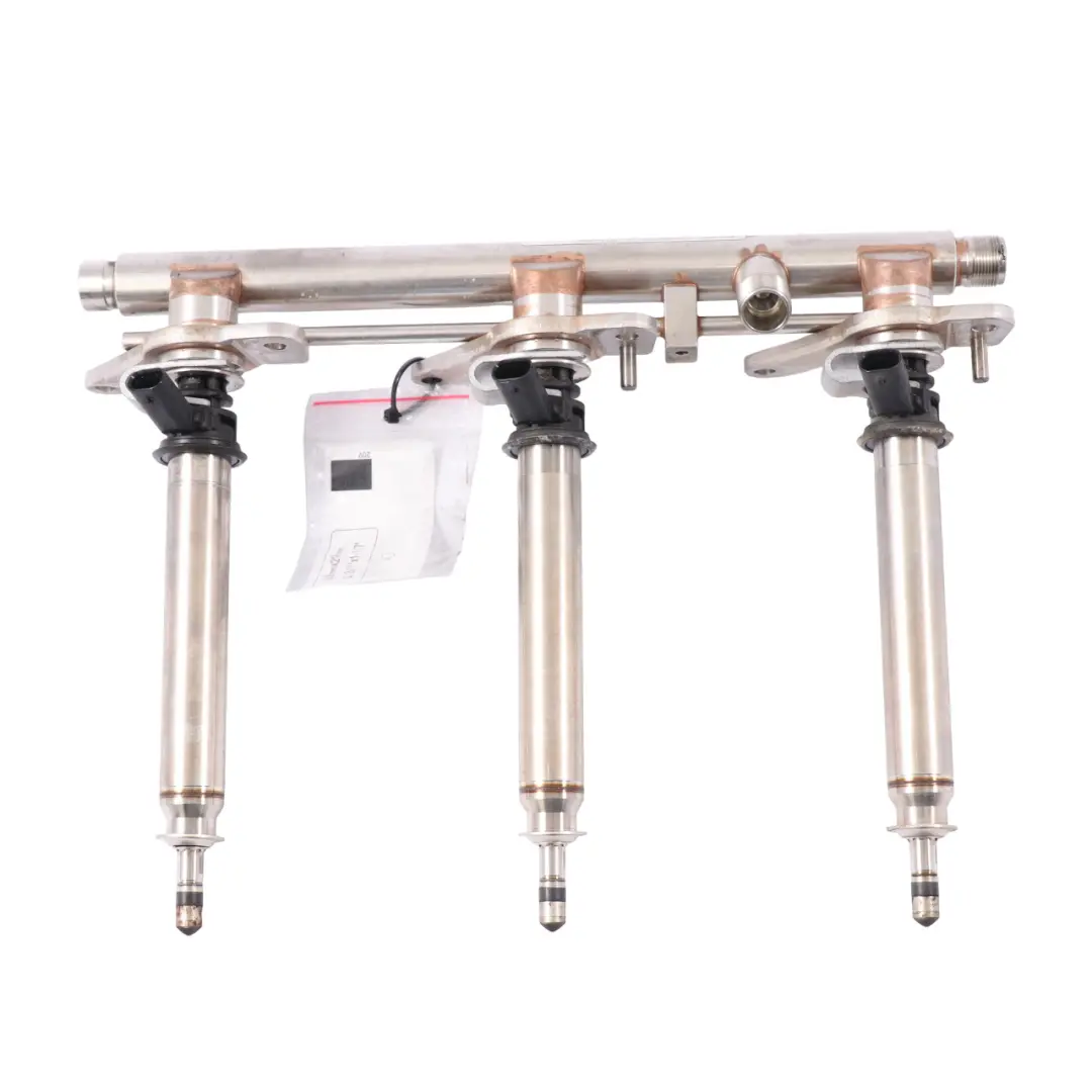 Mercedes W166 Distribuidor de Combustible Rail Derecho - SKU A2760781345 - Número de pieza A2760781345
