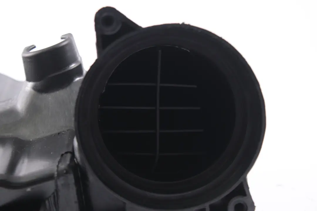Mercedes W205 C207 W212 M276 Boîte de filtre à air droite - SKU A2760904001 - Numéro de pièce A2760904001