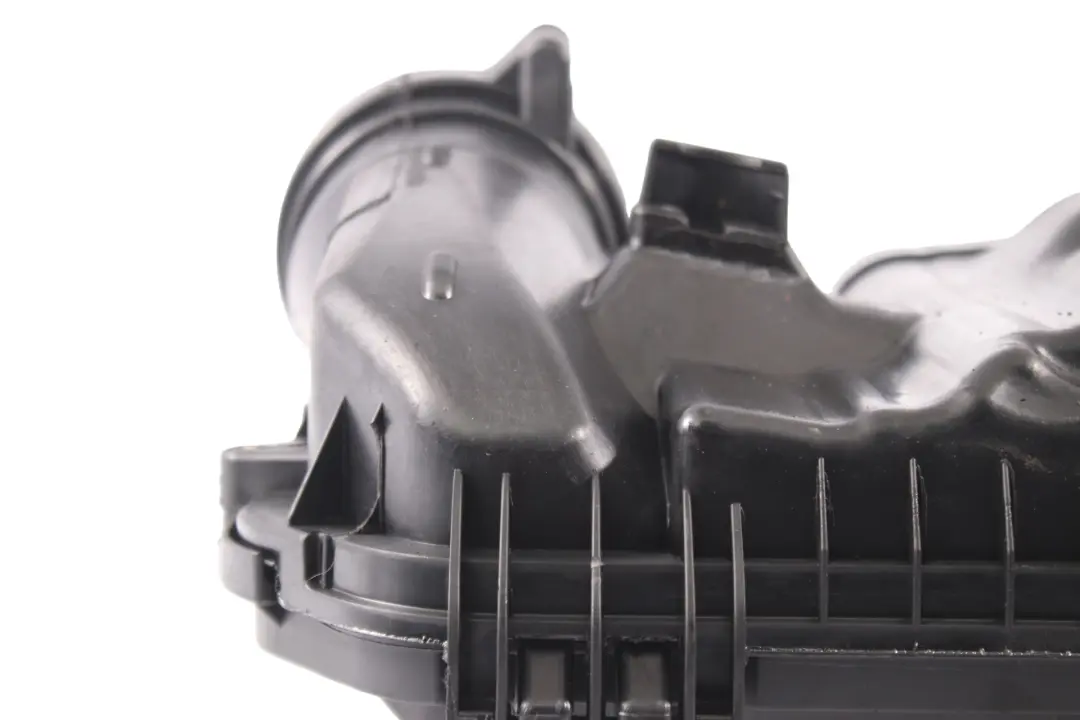 Mercedes W205 C207 W212 M276 Air Filter Box Housing Right O/S - SKU A2760904001 - Part number A2760904001
