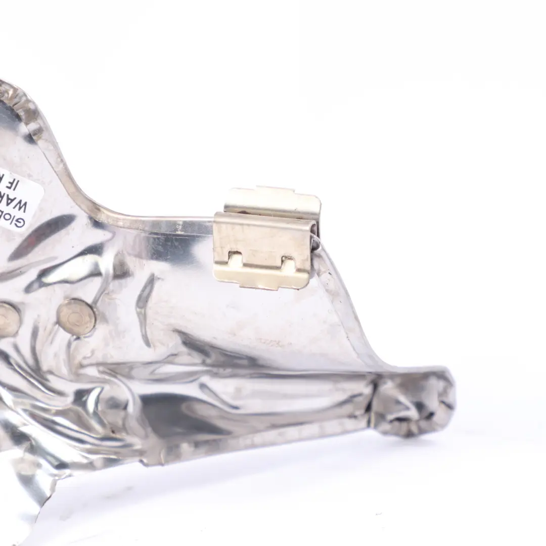 Térmico Lado Izquierdo Aislamiento Turbo para Mercedes W205 M276 Escudo con número de pieza A2761401334 Mercedes W205 M276 Escudo Térmico Lado Izquierdo Aislamiento Turbo - SKU A2761401334 - Número de pieza A2761401334