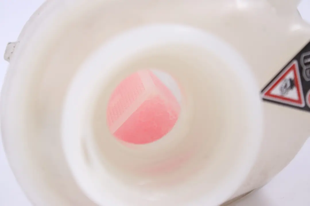 Depósito de expansión de rebose Botella para Mercedes W213 C238 M276 con número de pieza A2762000000 Mercedes W213 C238 M276 Depósito de expansión de rebose Botella - SKU A2762000000 - Número de pieza A2762000000