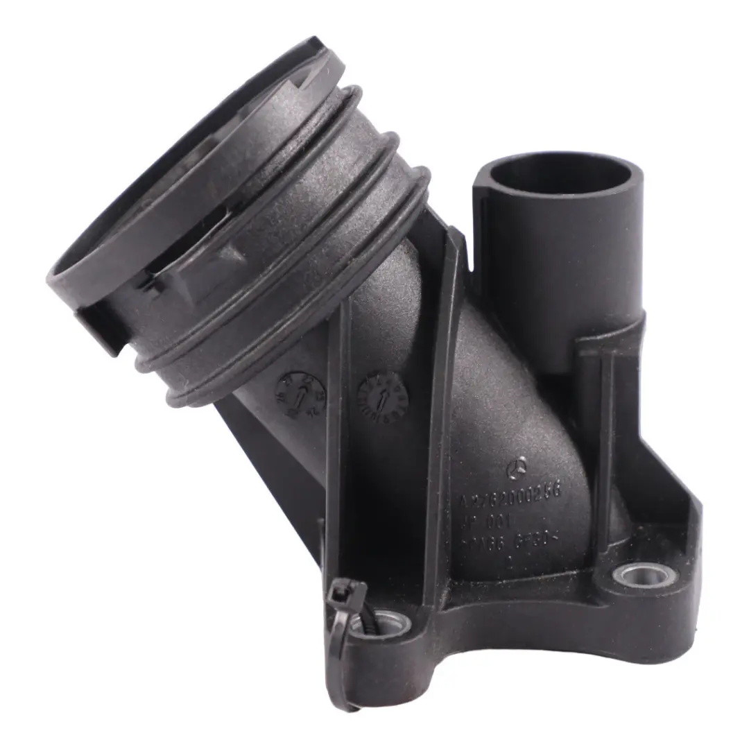 Pompa dell'acqua Tubo refrigerante Connettore per Mercedes W213 M276 con numero di parte A2762000256 Mercedes W213 M276 Pompa dell'acqua Tubo refrigerante Connettore - SKU A2762000256 - Numero di parte A2762000256