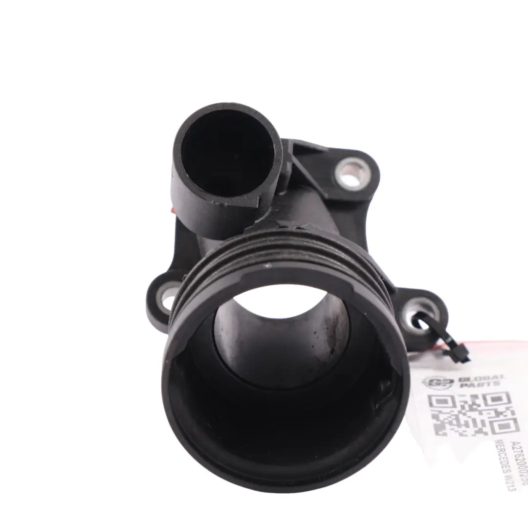 Pompa dell'acqua Tubo refrigerante Connettore per Mercedes W213 M276 con numero di parte A2762000256 Mercedes W213 M276 Pompa dell'acqua Tubo refrigerante Connettore - SKU A2762000256 - Numero di parte A2762000256