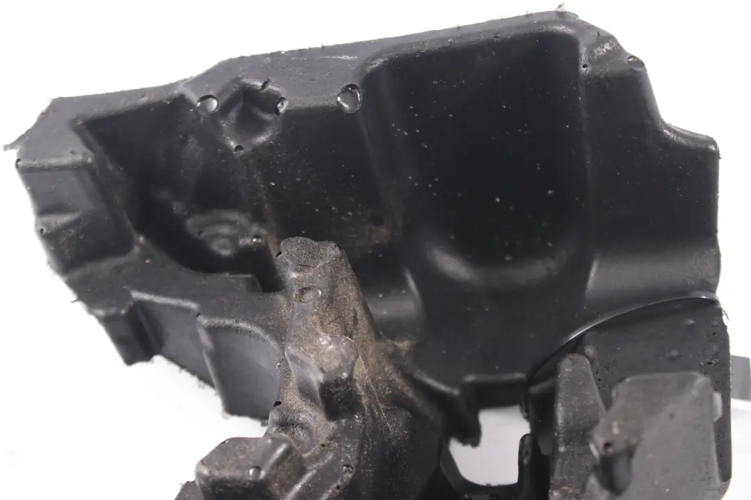 Benzina OM276 Copertura isolamento pompa carburante alta pressione per Mercedes C253 con numero di parte A2762260000 Mercedes C253 Benzina OM276 Copertura isolamento pompa carburante alta pressione - SKU A2762260400 - Numero di parte A2762260000