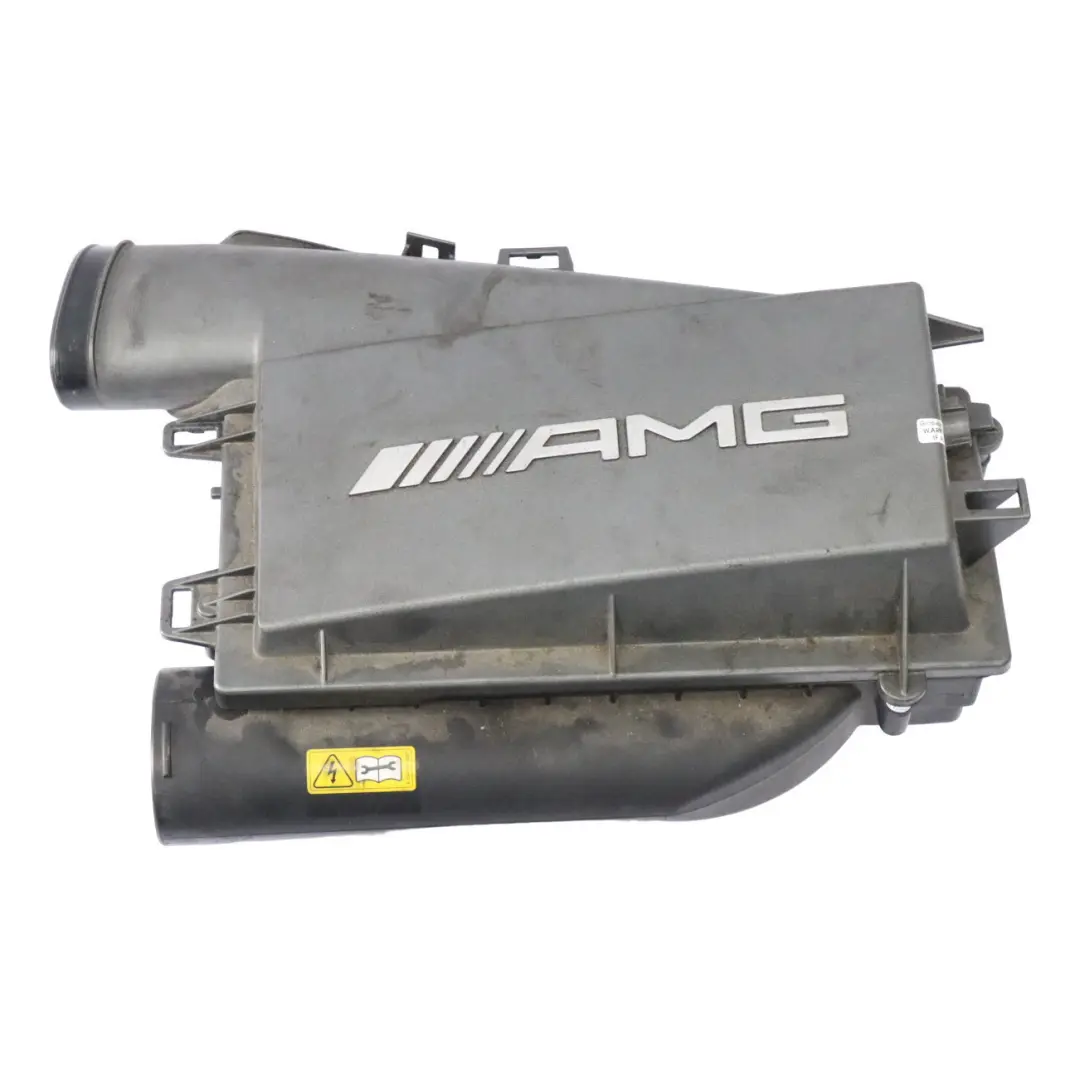 Scatola Filtro Aria Alloggiamento Sinistra Benzina OM157 AMG per Mercedes W212 con numero di parte A2780902101 Mercedes W212 Scatola Filtro Aria Alloggiamento Sinistra Benzina OM157 AMG - SKU A2780902101 - Numero di parte A2780902101