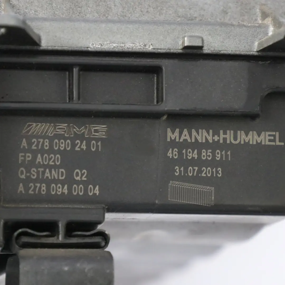 Caja de filtro de aire Mercedes W212 C218 W222 AMG Carcasa Derecha para con número de pieza A2780902401 Caja de filtro de aire Mercedes W212 C218 W222 AMG Carcasa Derecha - SKU A2780902401 - Número de pieza A2780902401