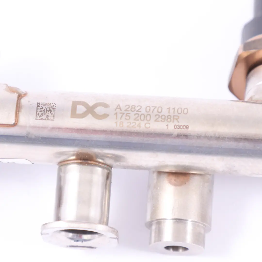 Rail De Carburant Mercedes W177 Petrol M282 Distributeur Injecteurs pour à propos du numéro de pièce A2820701100 Rail De Carburant Mercedes W177 Petrol M282 Distributeur Injecteurs - SKU A2820701100-1 - Numéro de pièce A2820701100