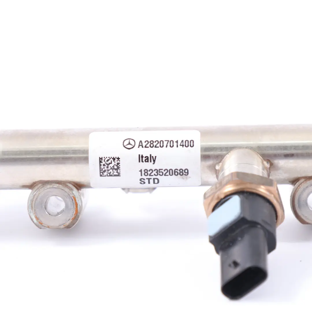 Rotaia Carburante Mercedes W177 Benzina M282 Distributore Iniettori per con numero di parte A2820701100 Rotaia Carburante Mercedes W177 Benzina M282 Distributore Iniettori - SKU A2820701100-1 - Numero di parte A2820701100