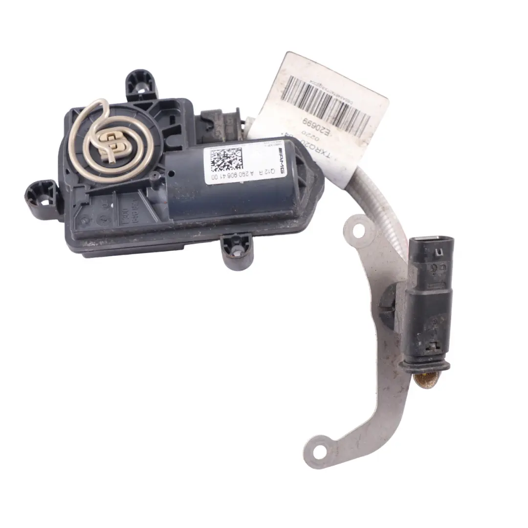 Actionneur volet d'échappement Mercedes W205 W213 C253 Unité droite pour à propos du numéro de pièce A2909064100 Actionneur volet d'échappement Mercedes W205 W213 C253 Unité droite - SKU A2909064100 - Numéro de pièce A2909064100