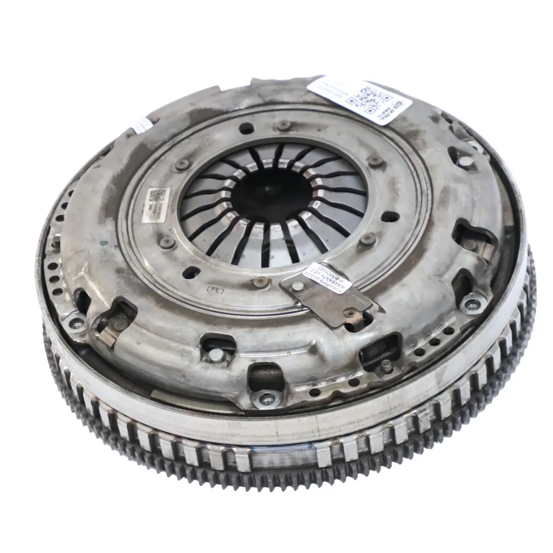 OM622 Dual Twin Mass Flywheel Clutch Kit to Mercedes Vito W447 with Part number A4472500101 Mercedes Vito W447 OM622 Dual Twin Mass Flywheel Clutch Kit - SKU A4472500101 - Part number A4472500101