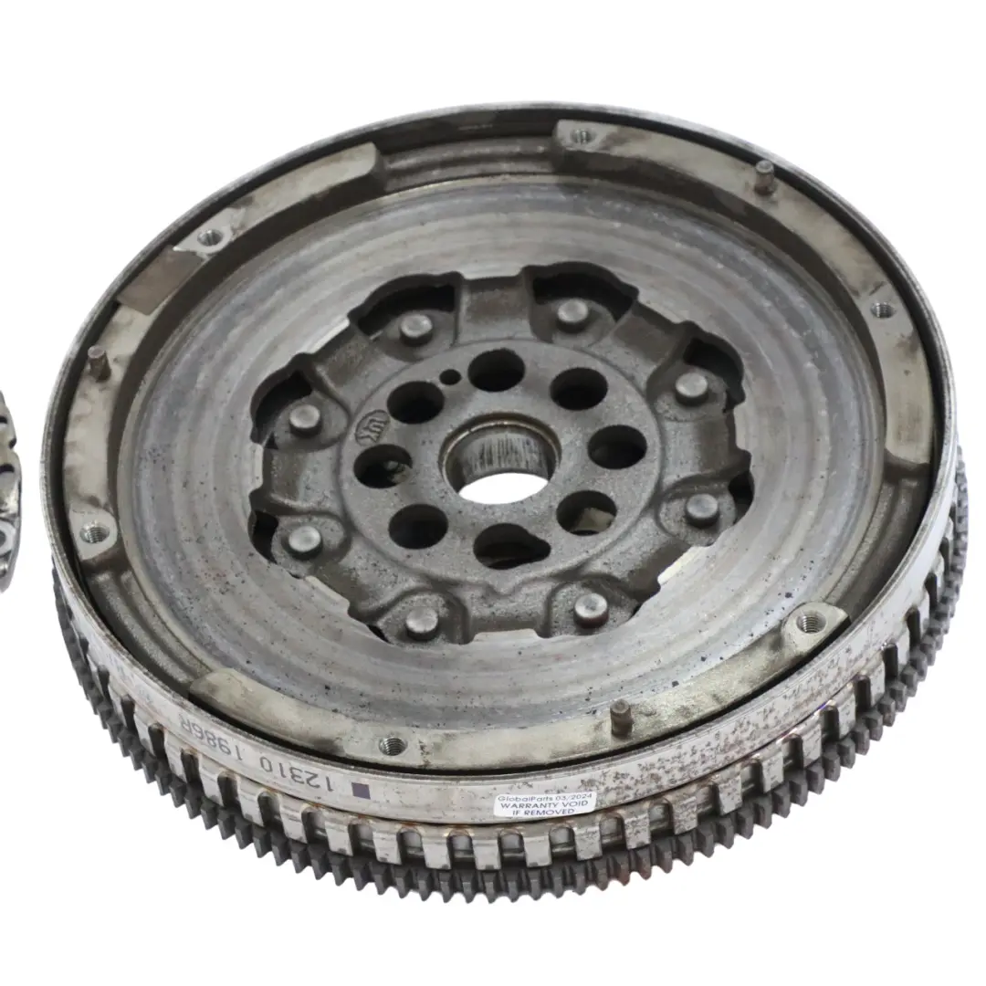 Mercedes Vito W447 OM622 Dual Twin Mass Flywheel Clutch Kit - SKU A4472500101 - Part number A4472500101