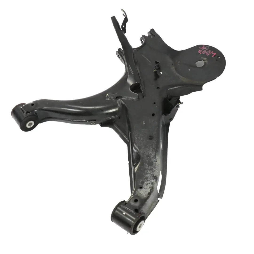 Wishbone Mercedes Vito W447 Braccio di controllo posteriore destro per con numero di parte A4473505000 Wishbone Mercedes Vito W447 Braccio di controllo posteriore destro - SKU A4473505000-1 - Numero di parte A4473505000